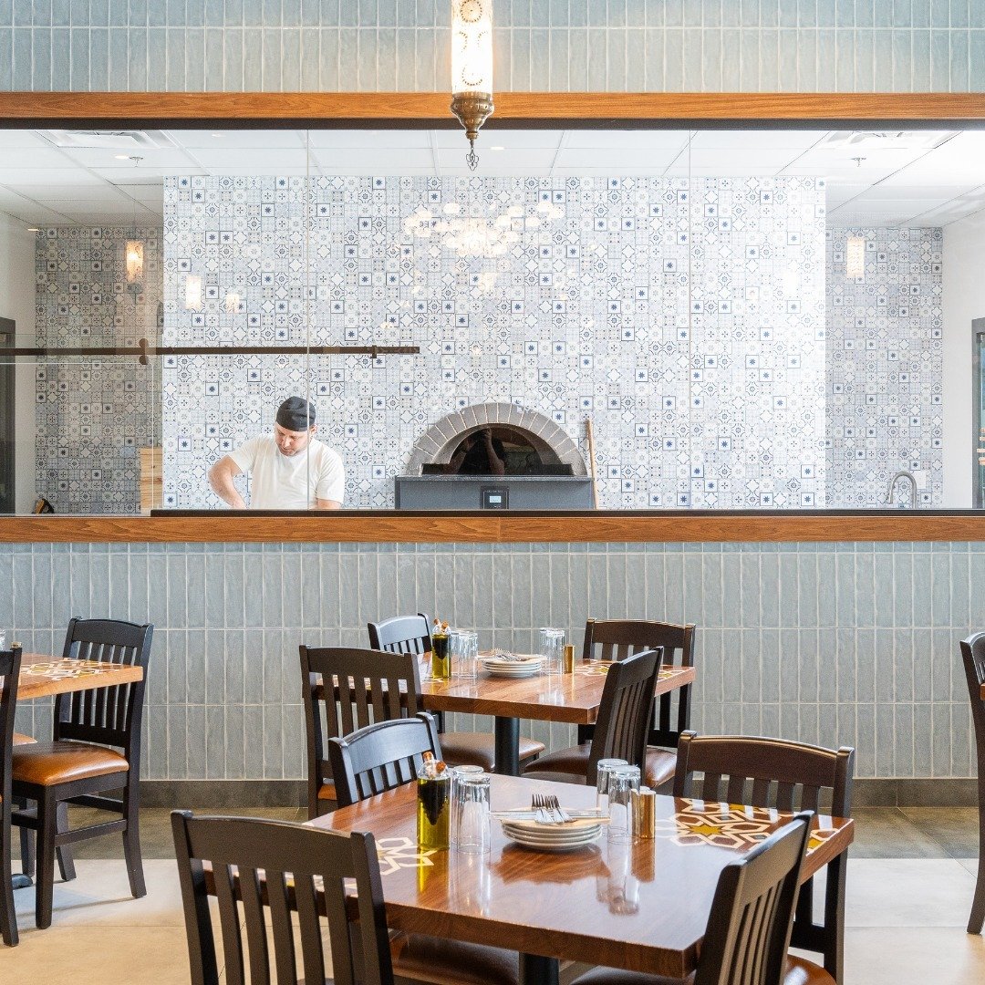 For Roman Zaman&rsquo;s second location, Sansa Interiors seamlessly blended tradition and modernity, honoring authentic Syrian house cuisine while appealing to a new audience. 🌿✨

Inspired by Damascene values and the rich symbolism of the pomegranat